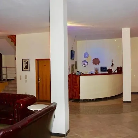 House Babel Canico (Madeira)