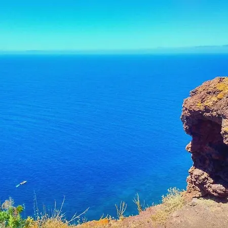 House Babel * Canico (Madeira)